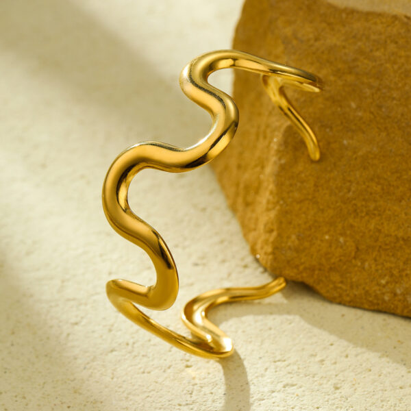 Wave Link Bracelet