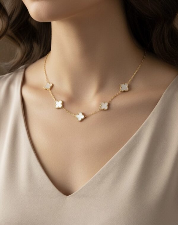 Ivory Clover Necklace