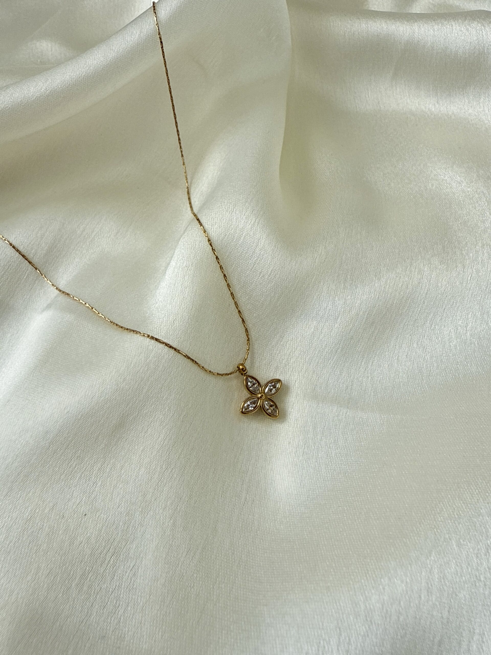Four-Petal Necklace