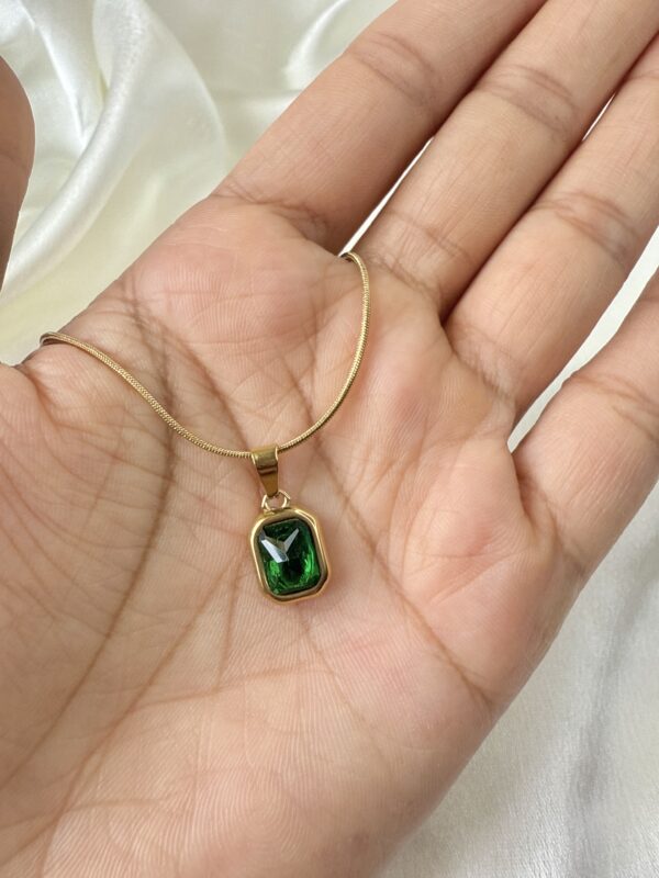 Emerald Square Necklace