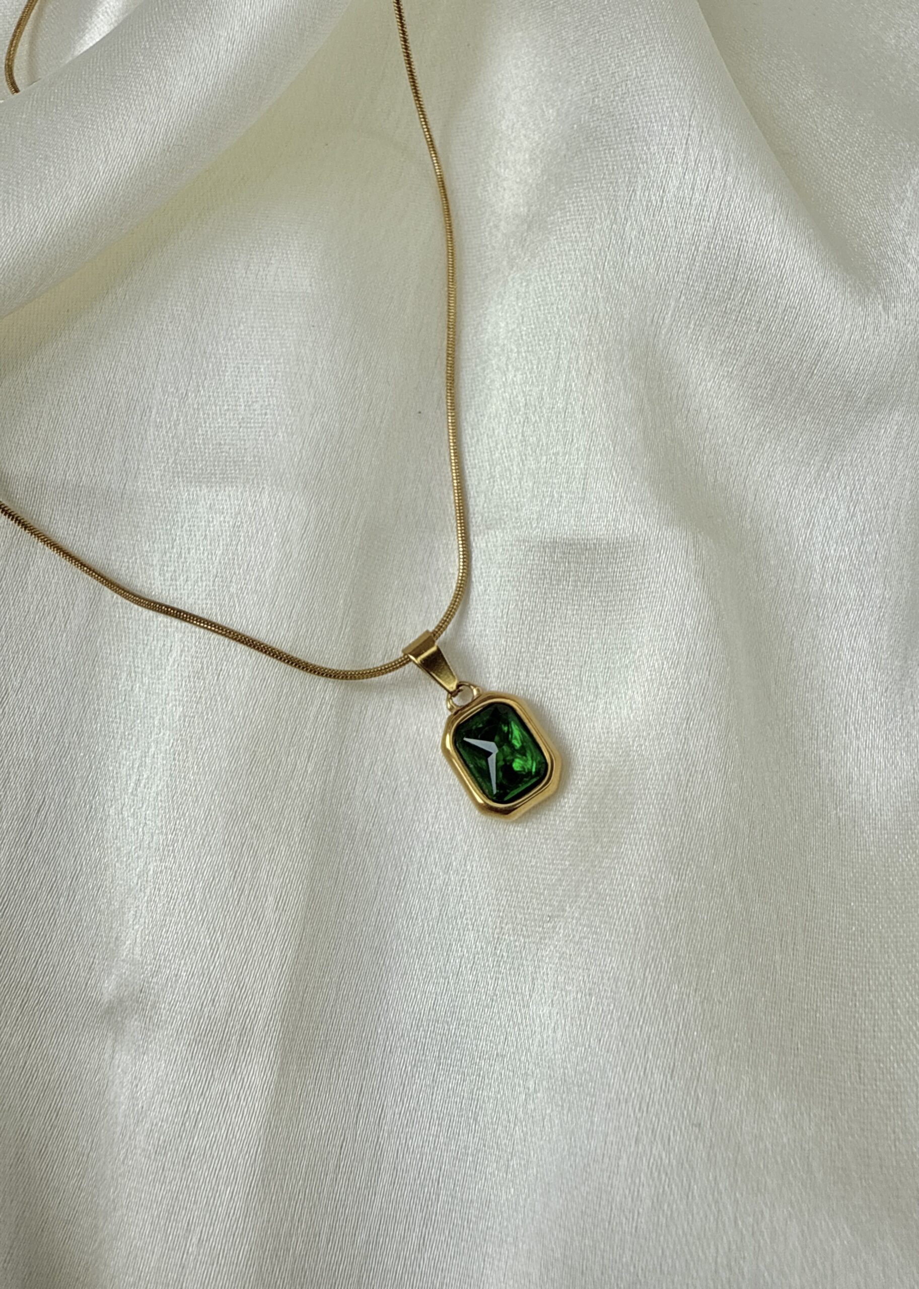 Emerald Square Necklace