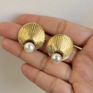 Pearl Shell Studs