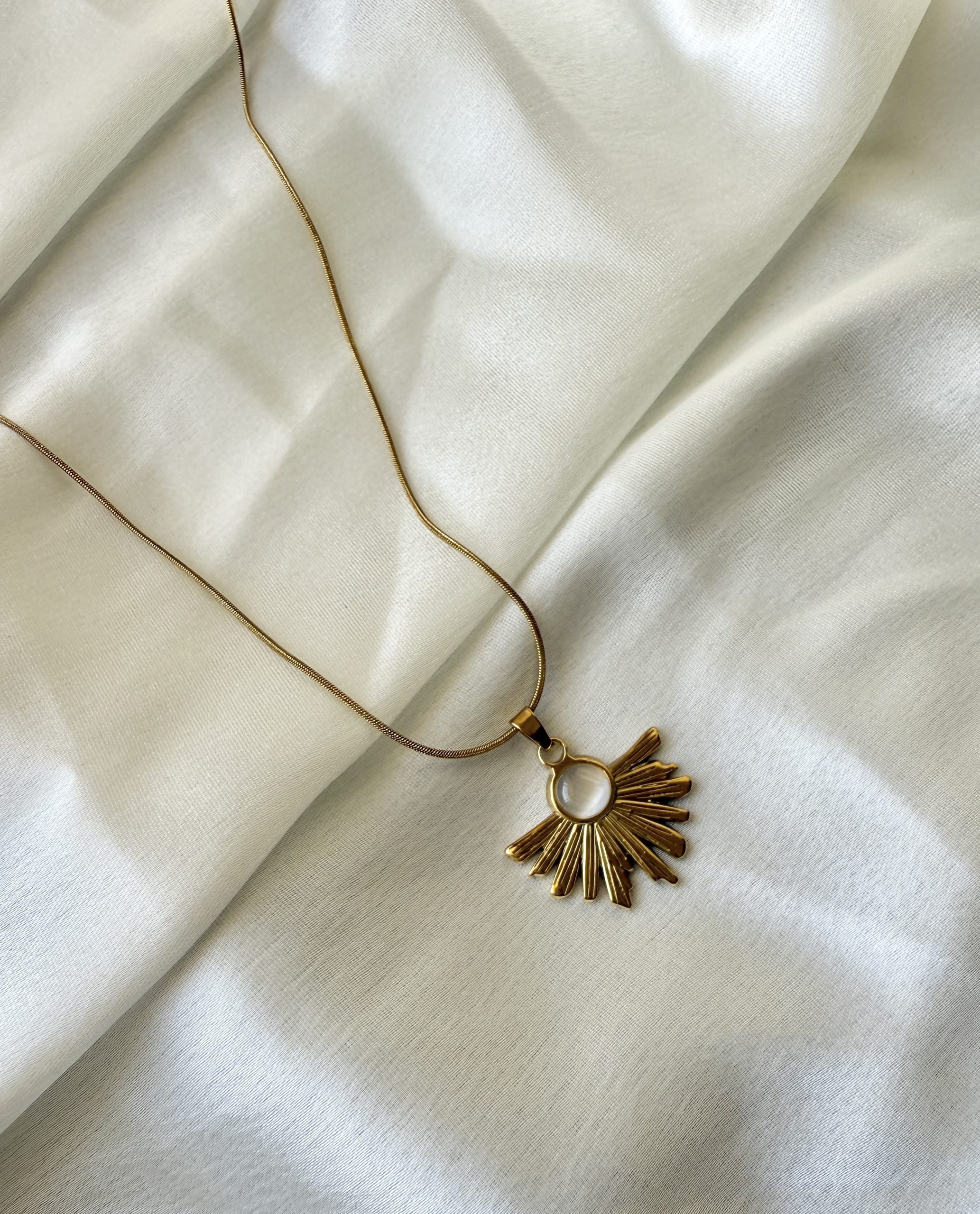 Ivory Sunburst Necklace