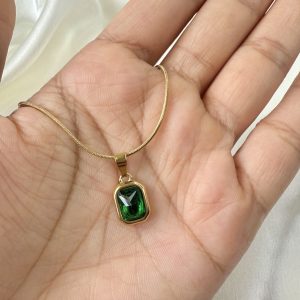 Emerald Square Necklace