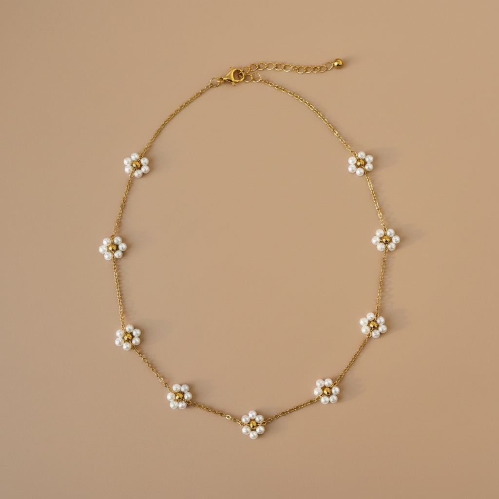 Pearl Daisy Necklace