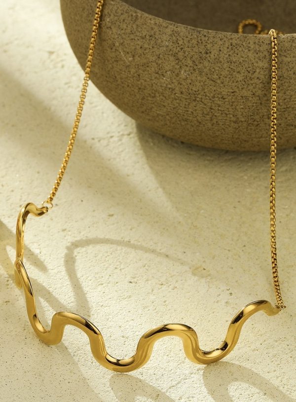 Wave Link Necklace