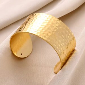 Gilded Dune Bracelet