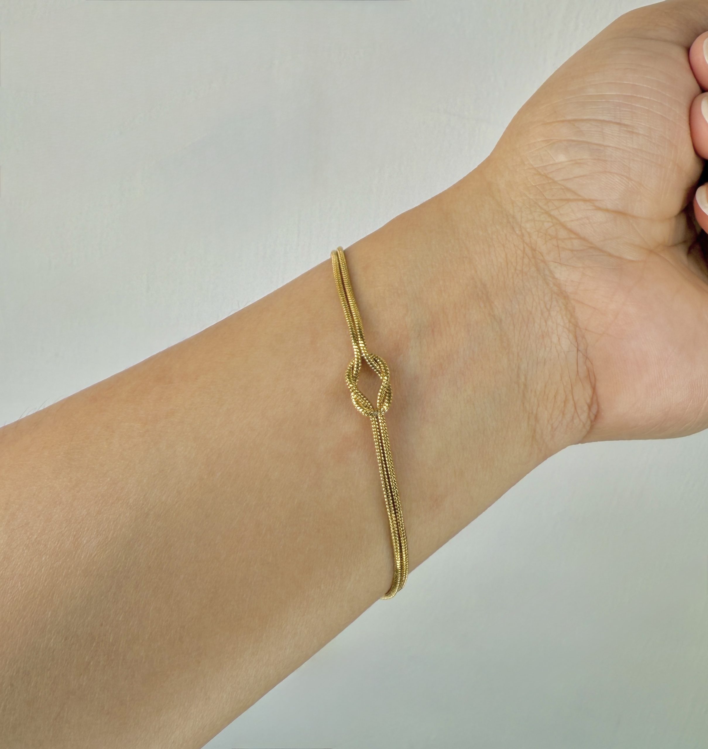 Golden Knot Bracelet