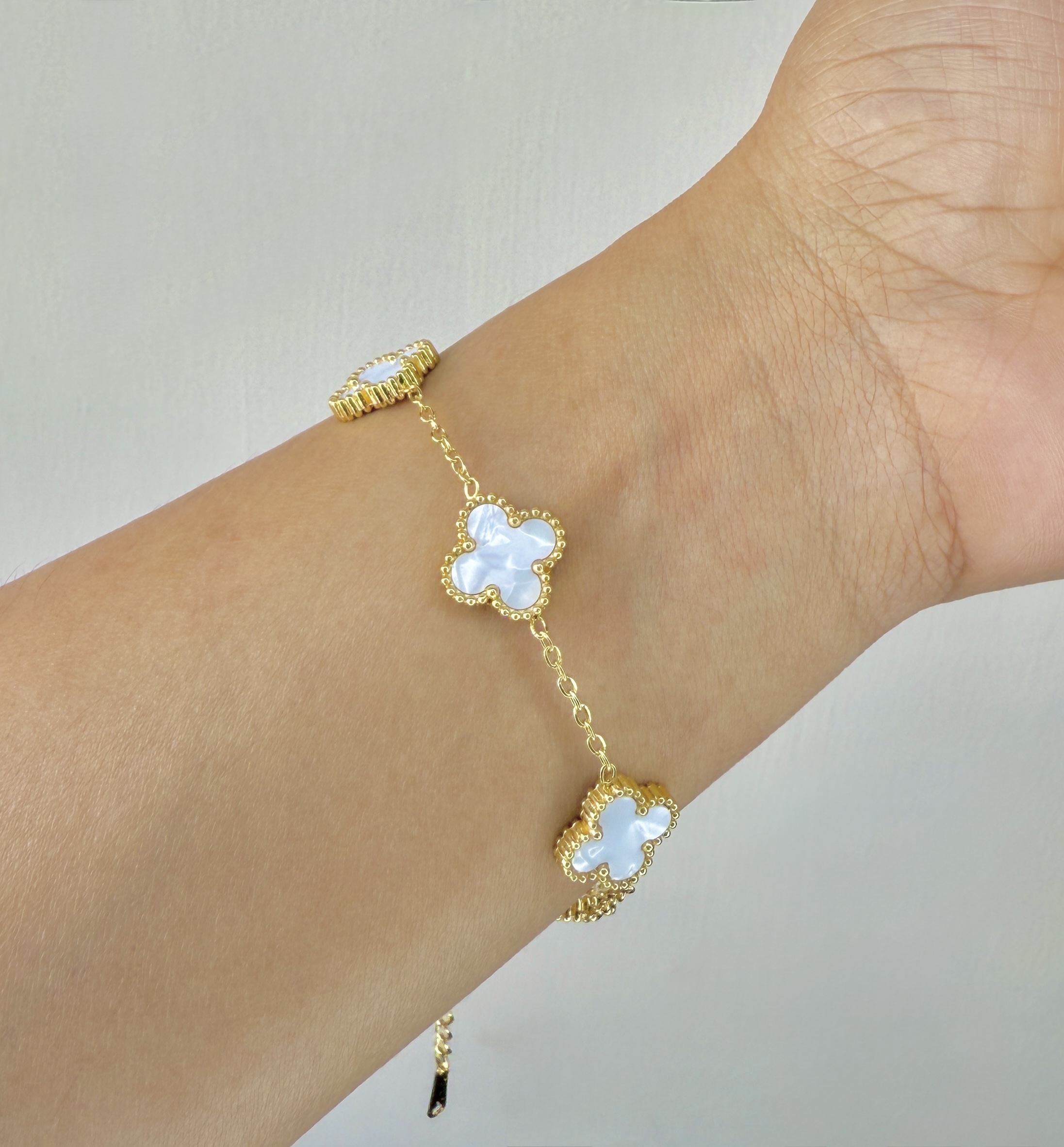 Ivory Clover Bracelet