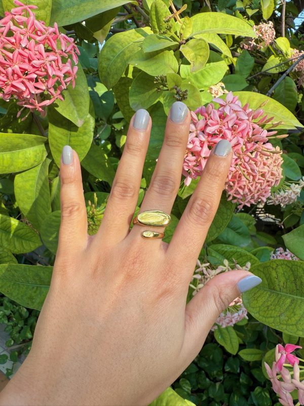 Classic Oval Ring