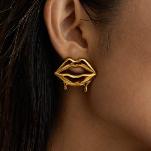 Golden Kiss Studs